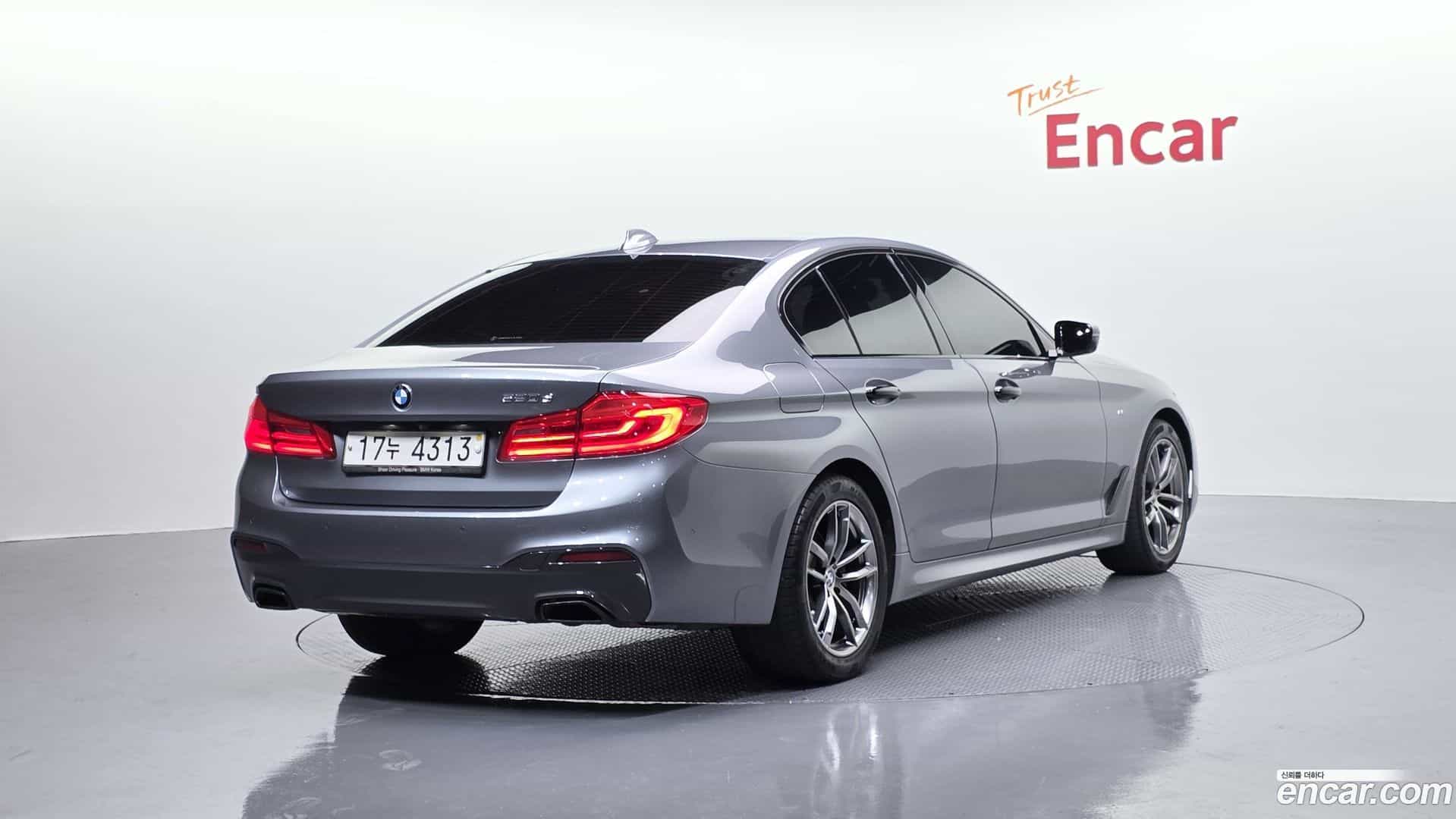 5-Series BMW 2018.1-OUTER-002