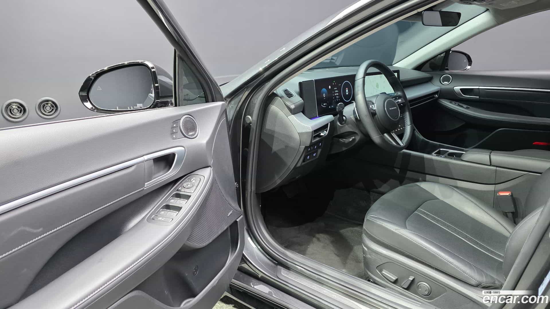 Sonata Hyundai 2024.11-INNER-010