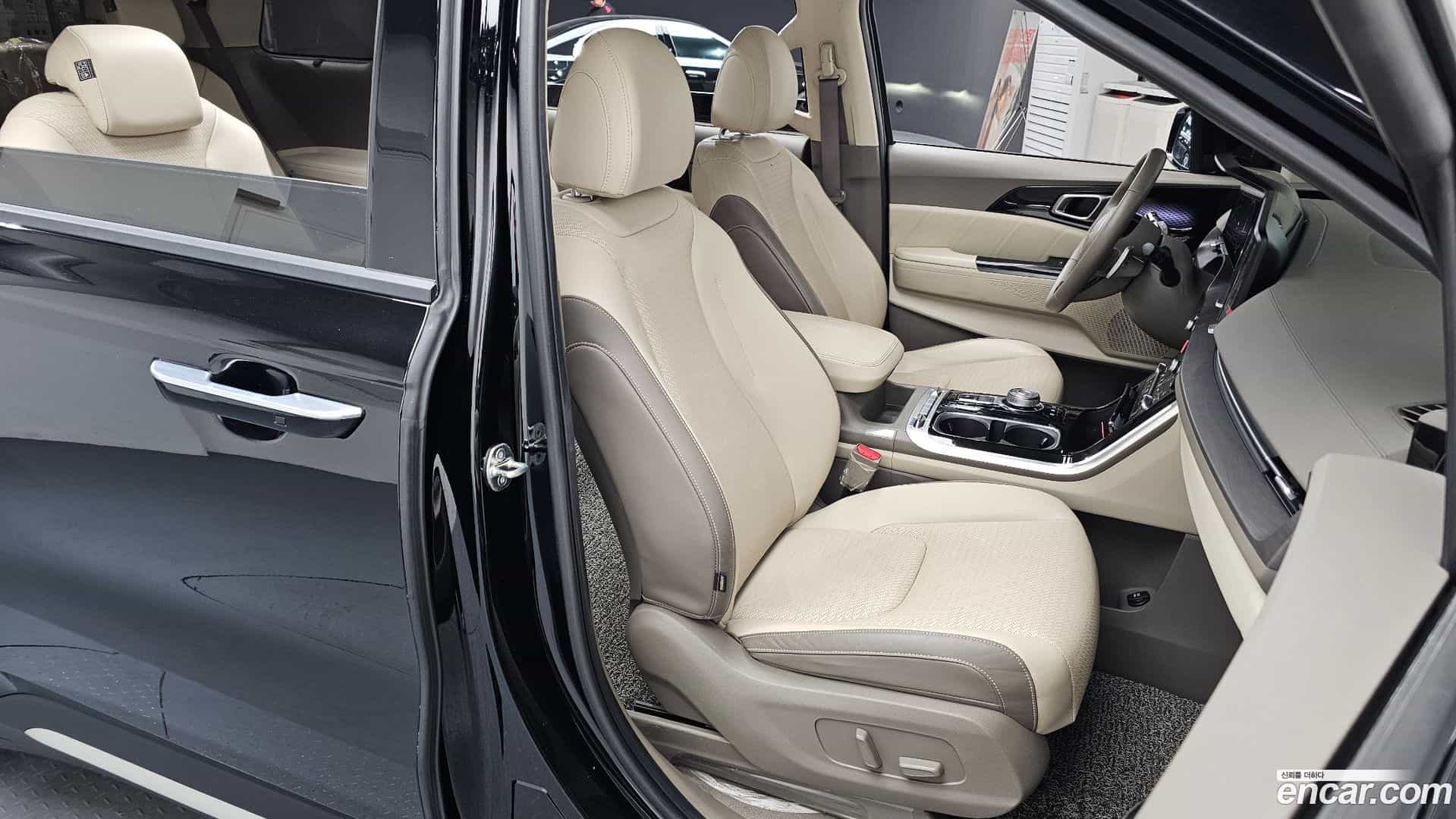 Canival Kia 2023.5-OPTION-016
