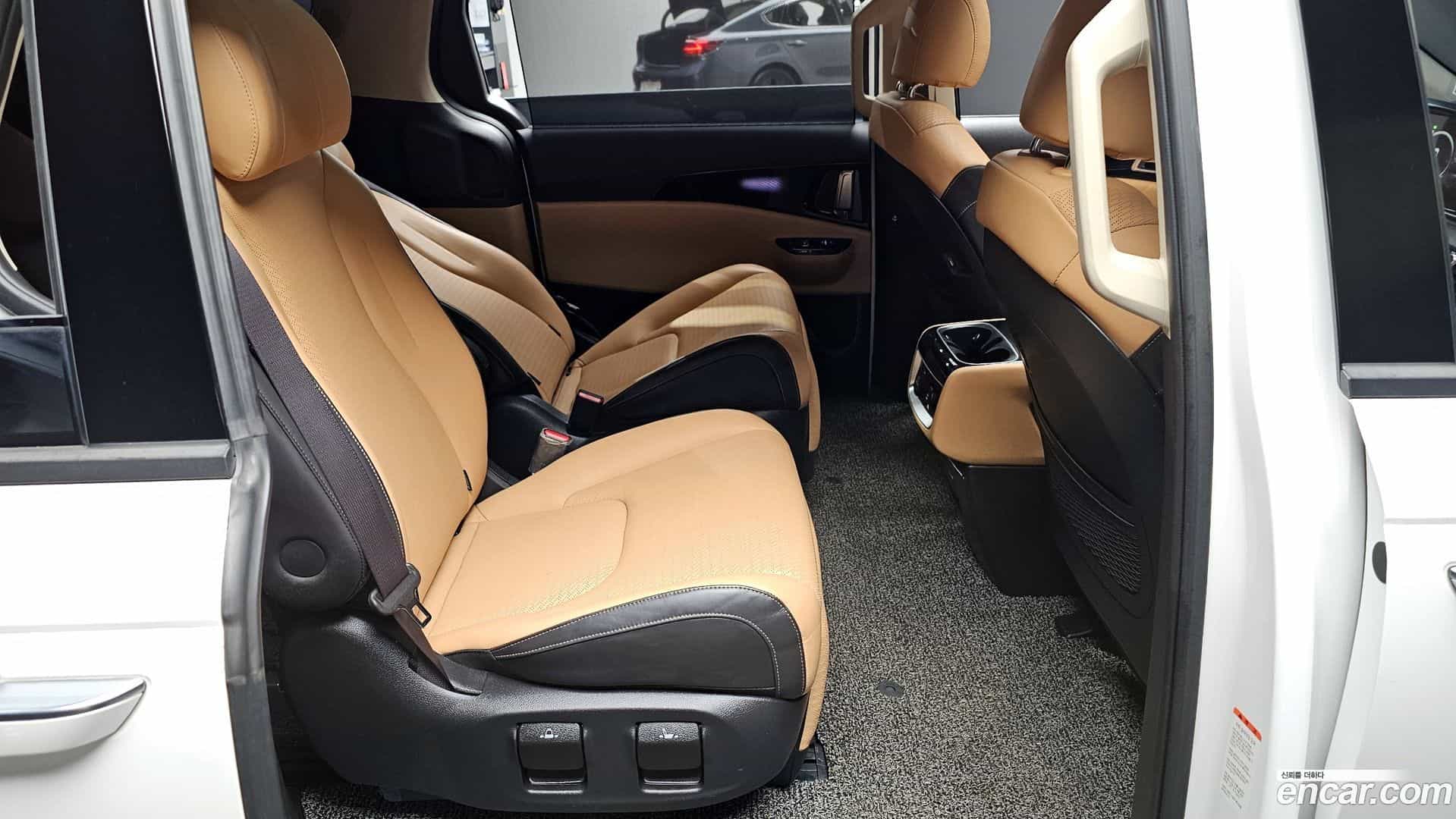 Canival Kia 2023.3-OPTION-015