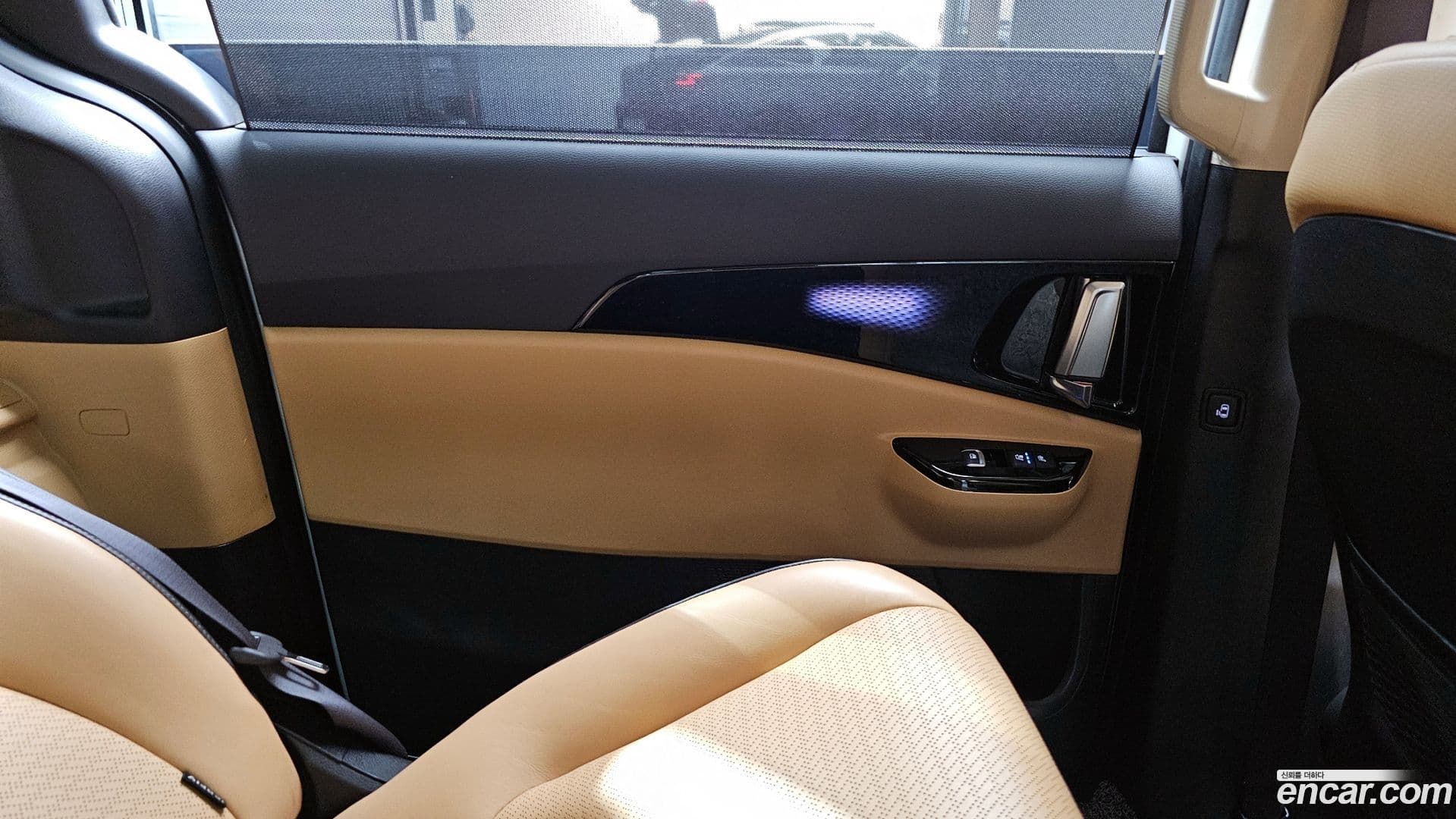 Main__Slider__Photo:Canival Kia 2023.3-24