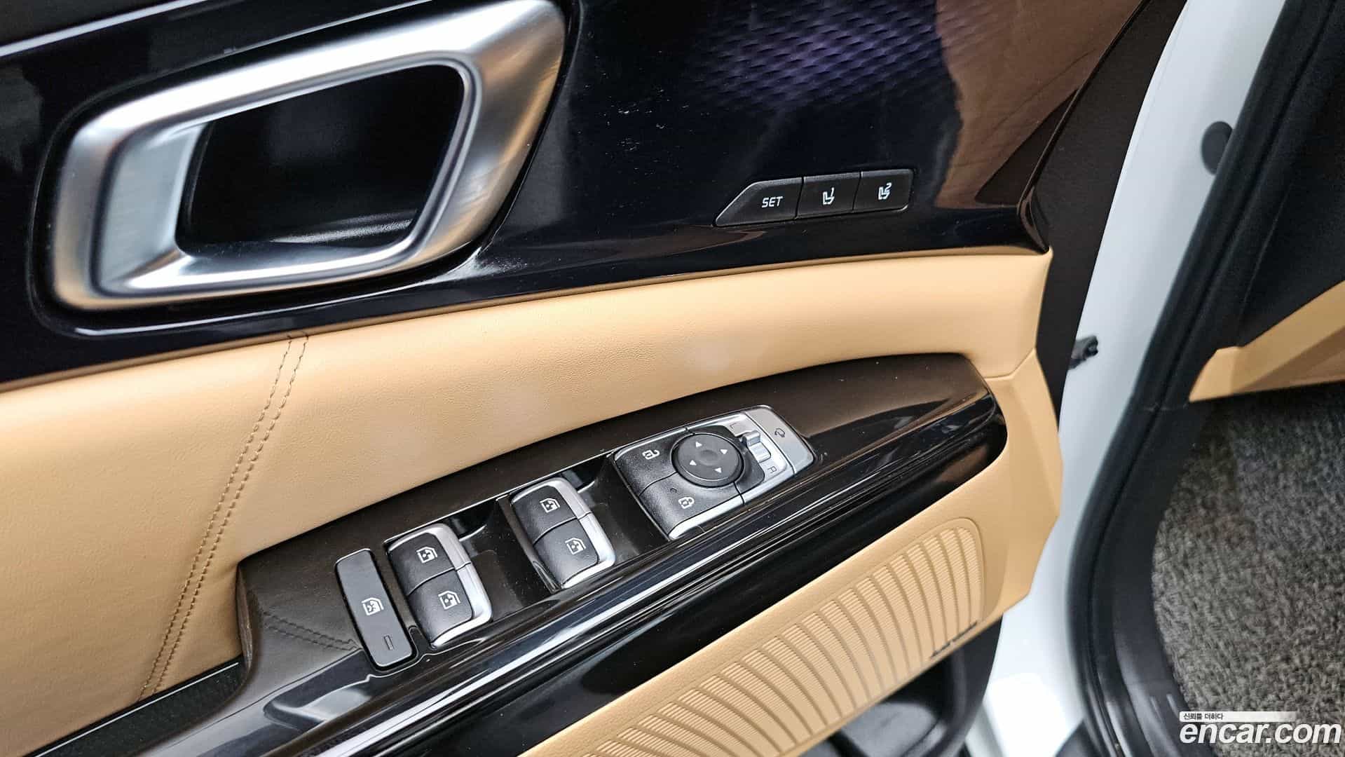 Canival Kia 2023.3-OPTION-040