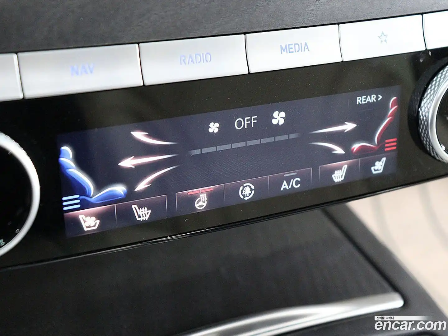G80 Genesis 2023.7-INNER-009