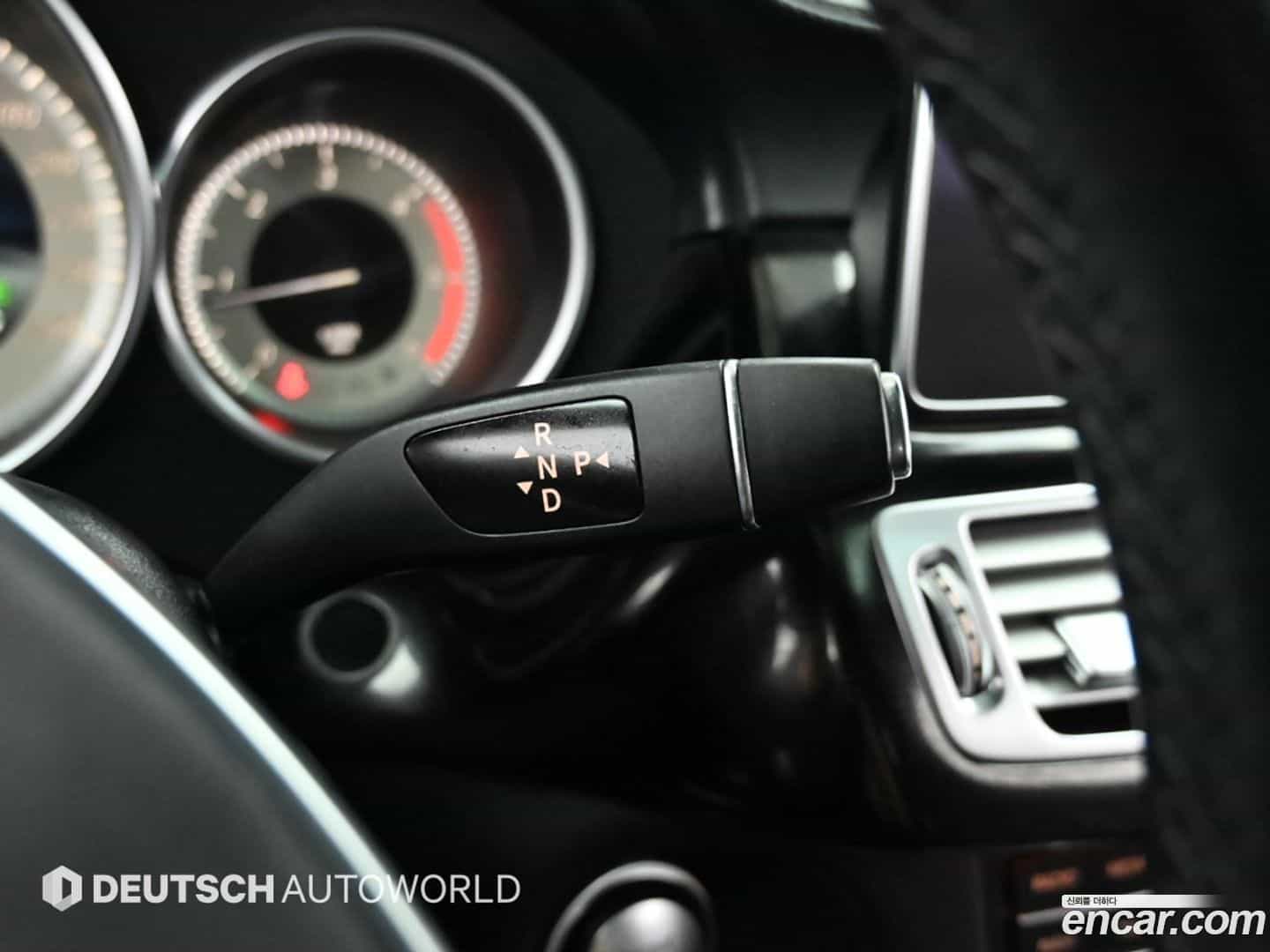 CLS-Class Mercedes-Benz 2017.9-INNER-009