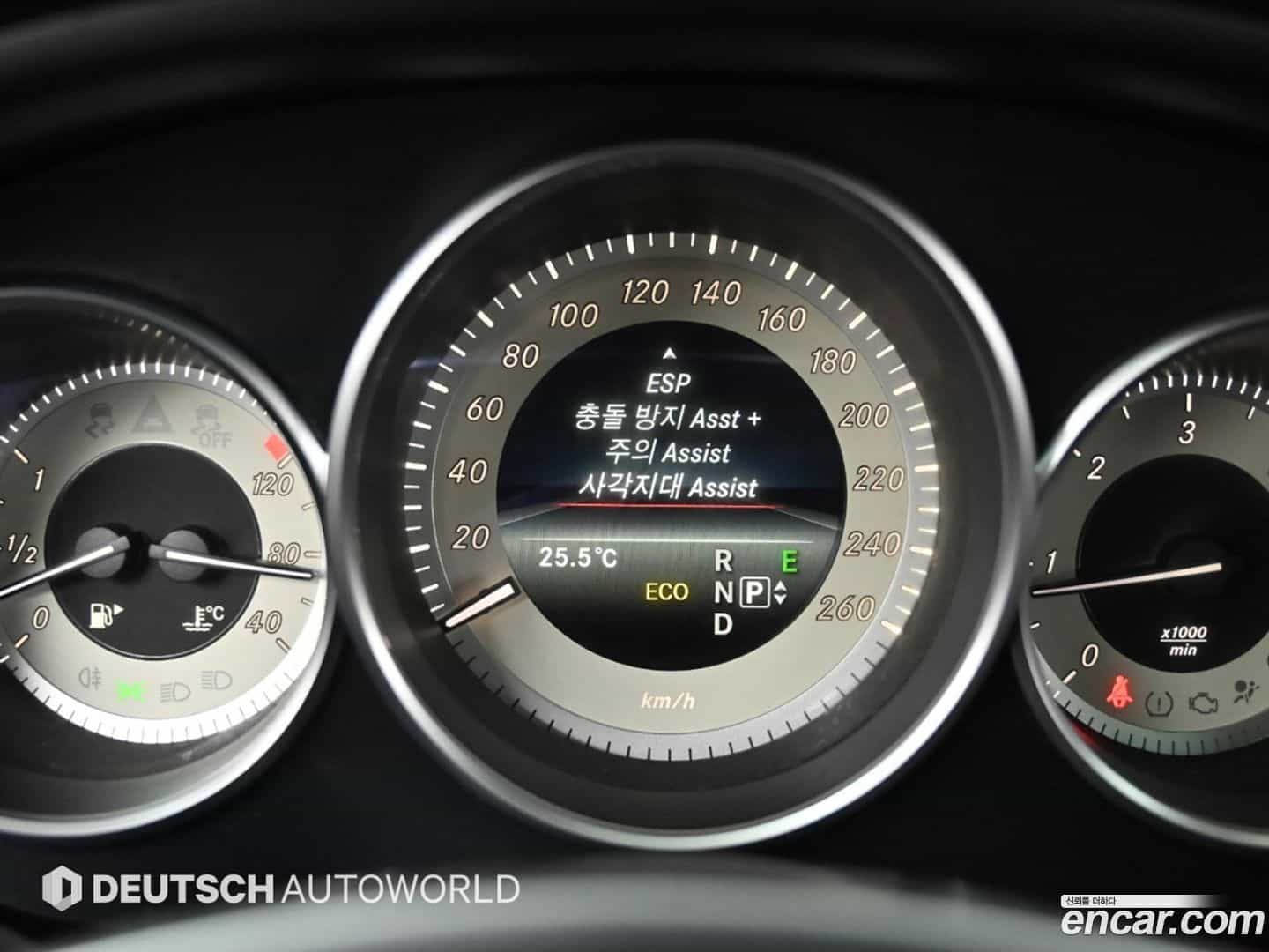 CLS-Class Mercedes-Benz 2017.9-OPTION-021