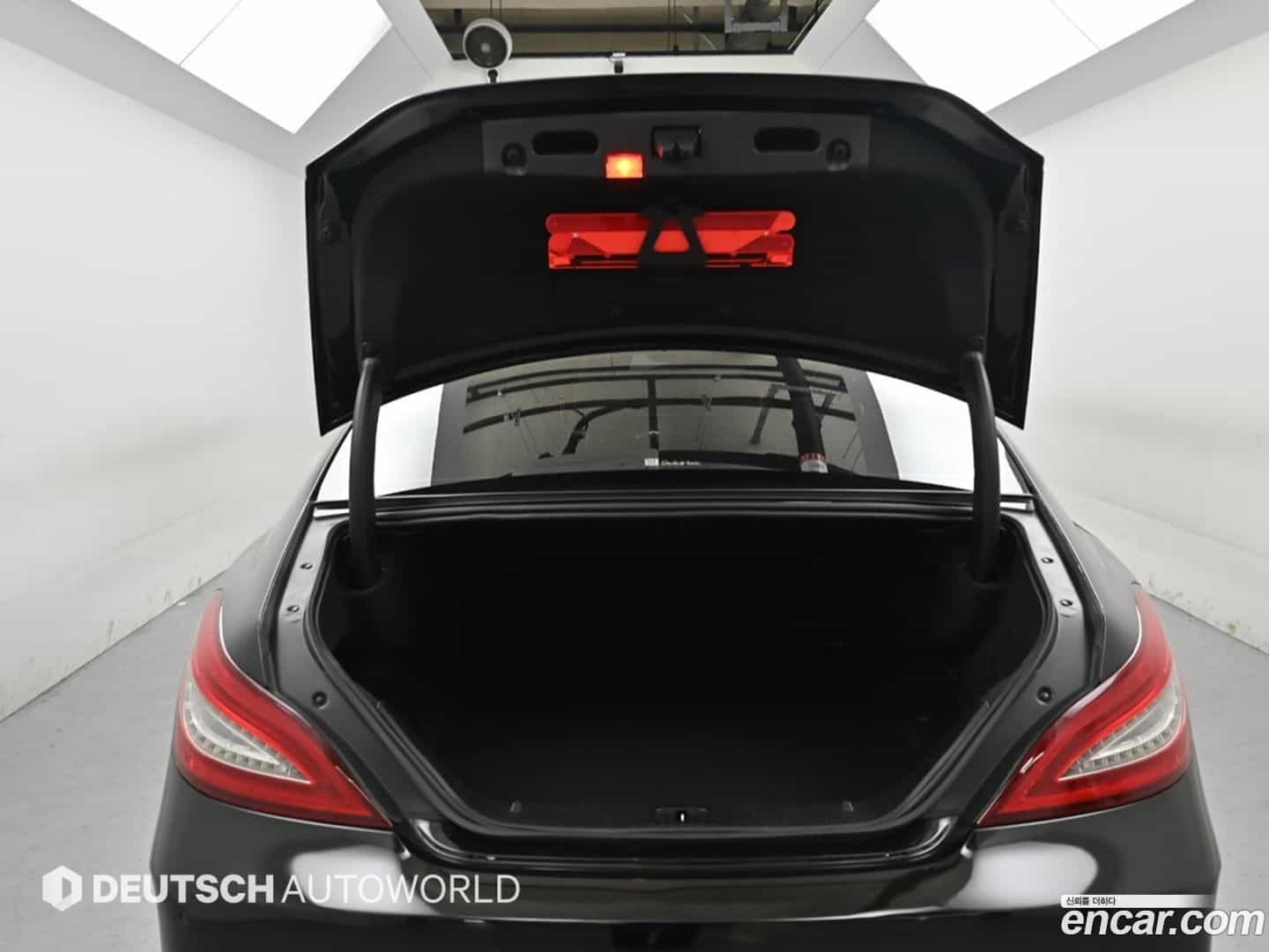 CLS-Class Mercedes-Benz 2017.9-OPTION-023