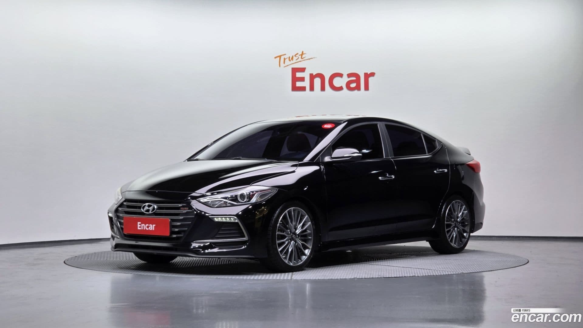 Main__Slider__Photo:AVANTE Hyundai 2017.3-0