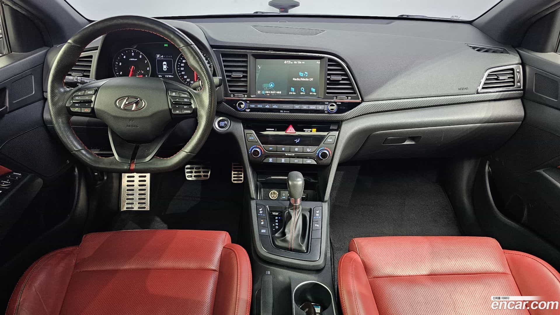 AVANTE Hyundai 2017.3-INNER-007