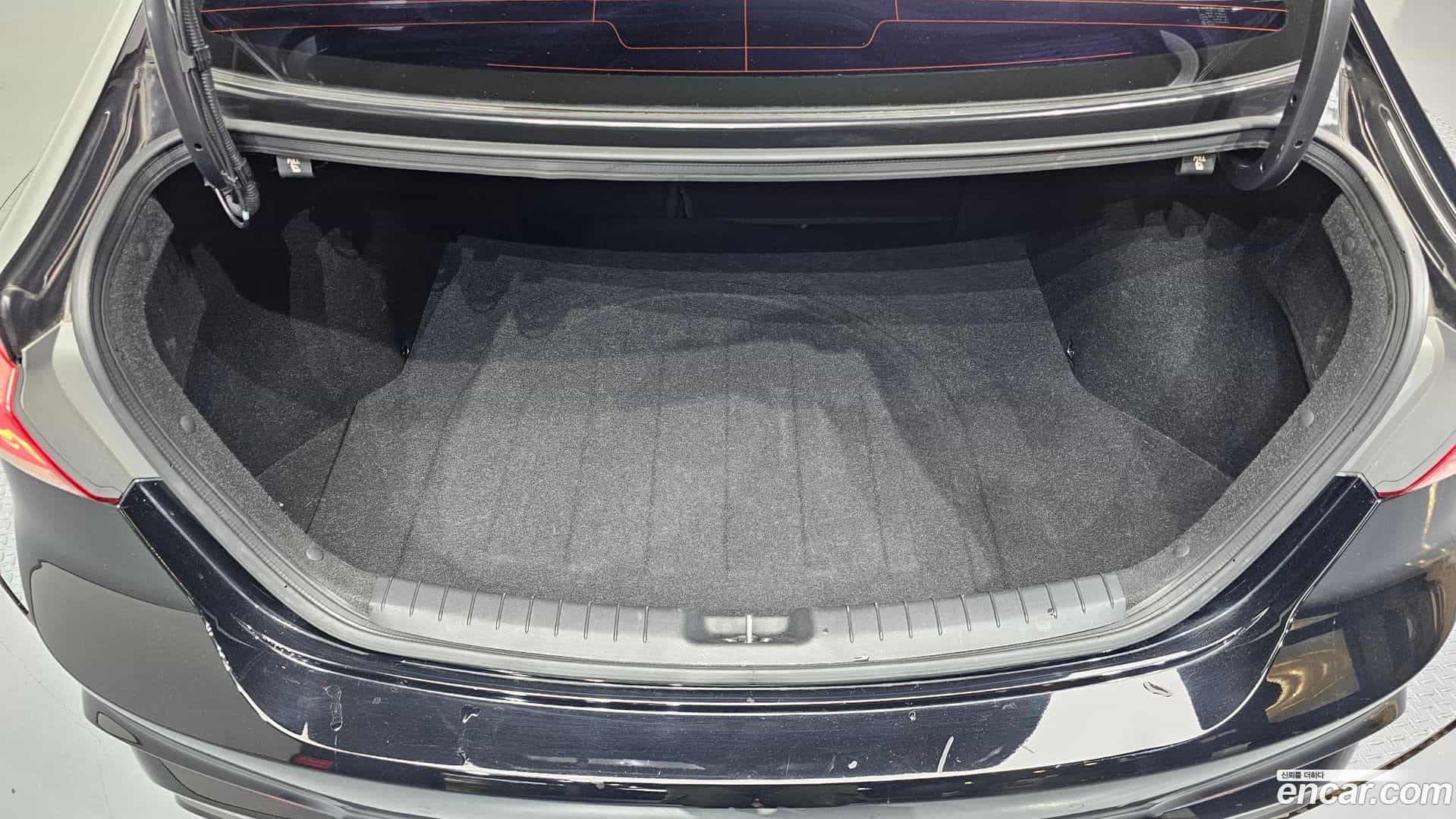 AVANTE Hyundai 2017.3-OPTION-024