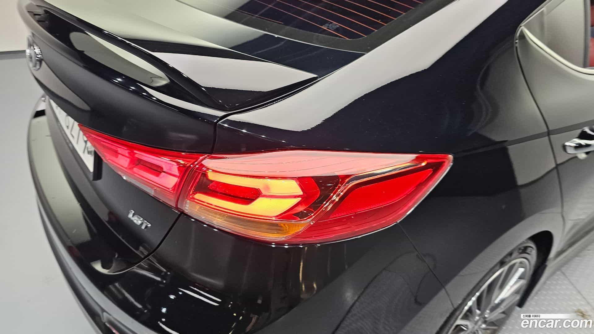 AVANTE Hyundai 2017.3-OUTER-033