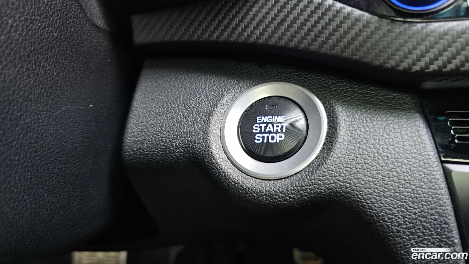 AVANTE Hyundai 2017.3-OPTION-040