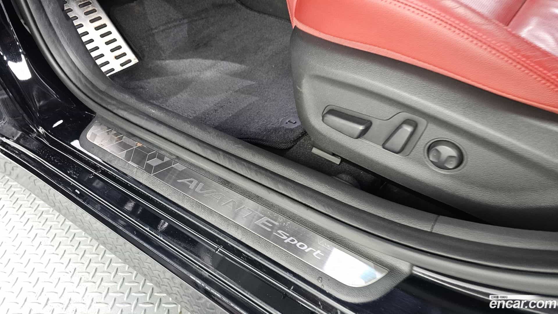 AVANTE Hyundai 2017.3-OPTION-043