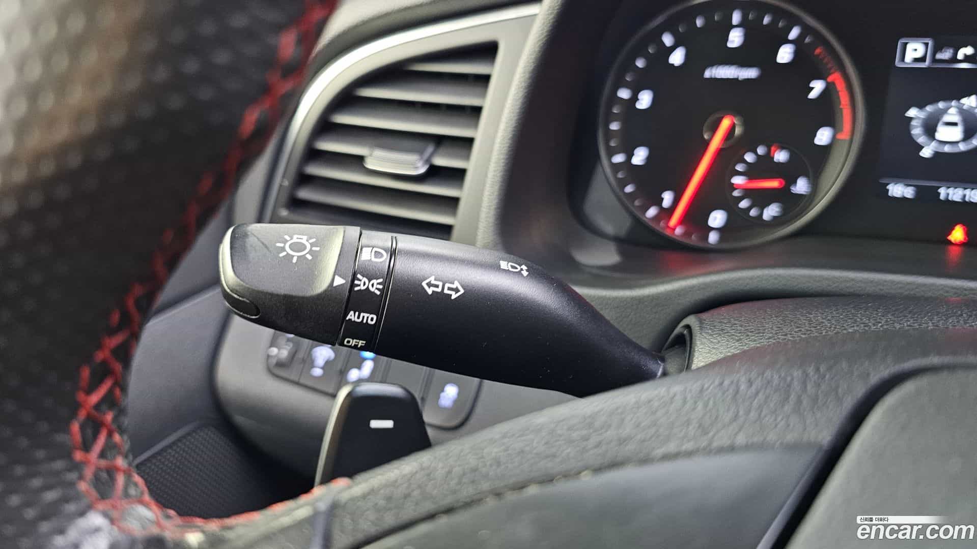 AVANTE Hyundai 2017.3-OPTION-045