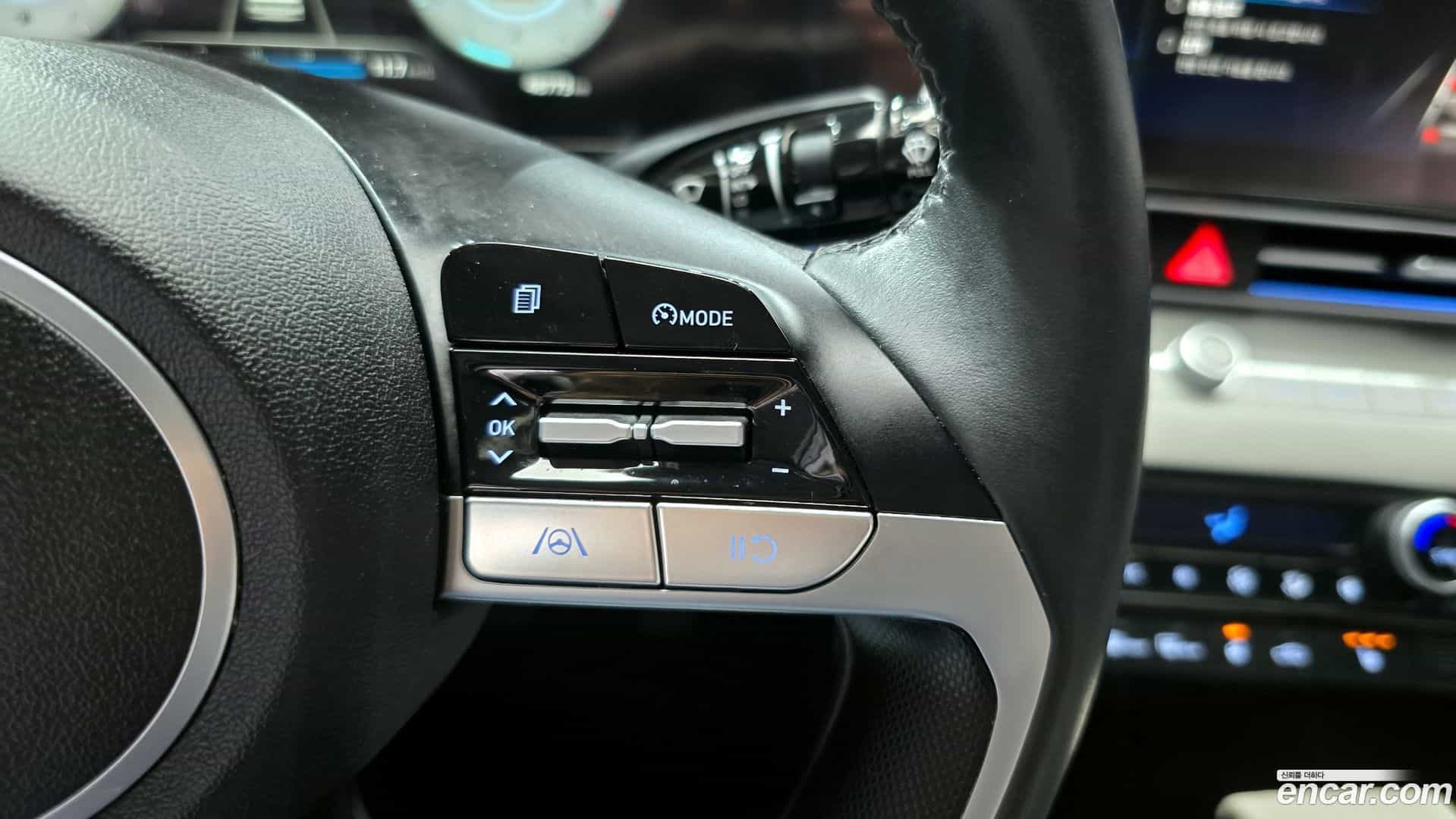 AVANTE Hyundai 2021.2-OPTION-021