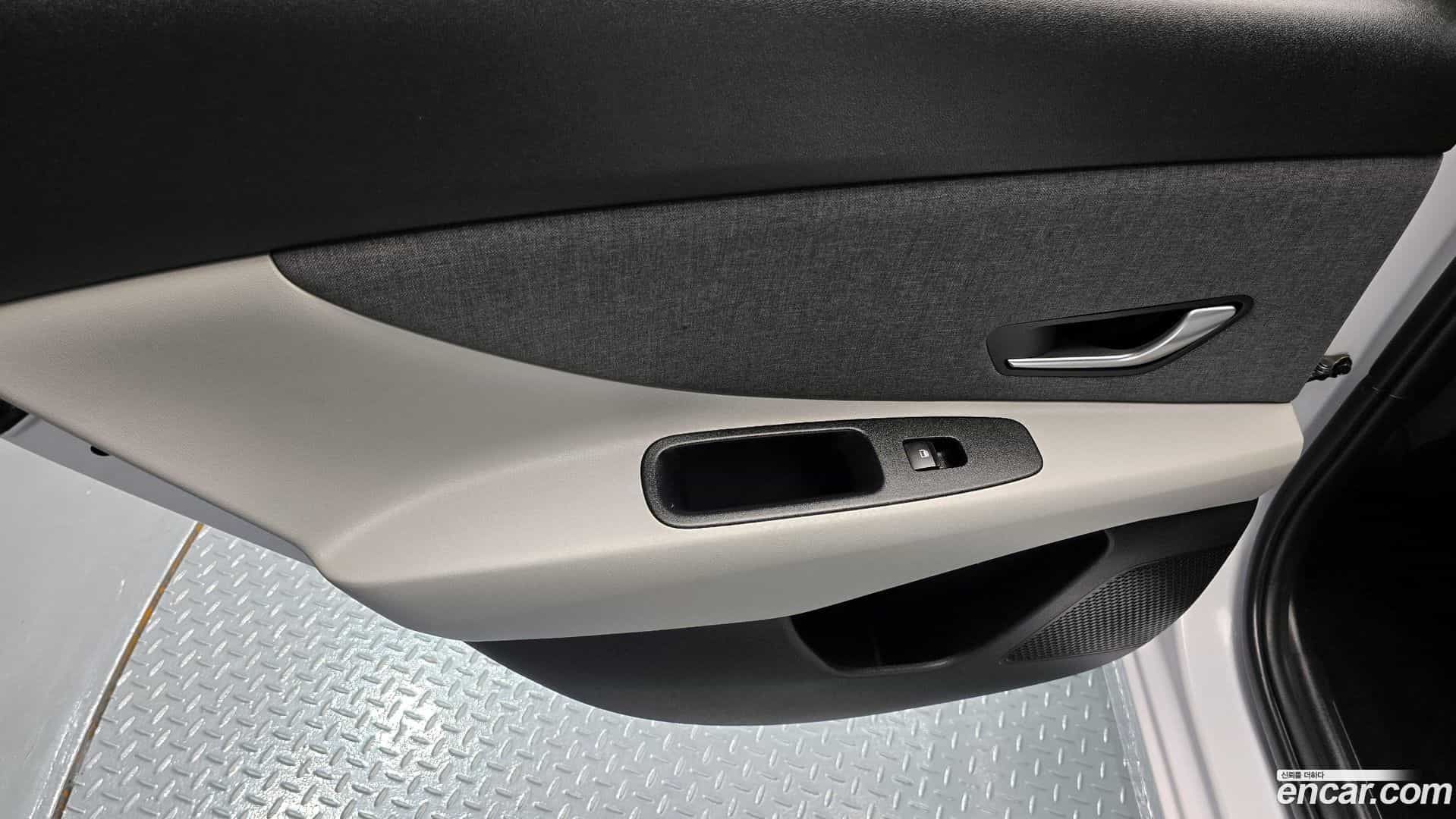 AVANTE Hyundai 2021.2-INNER-035