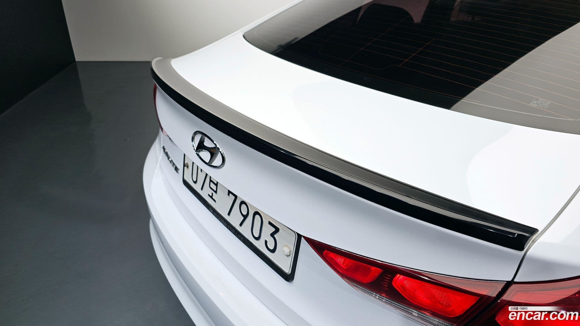 Main__Slider__Photo:AVANTE Hyundai 2017.3-33