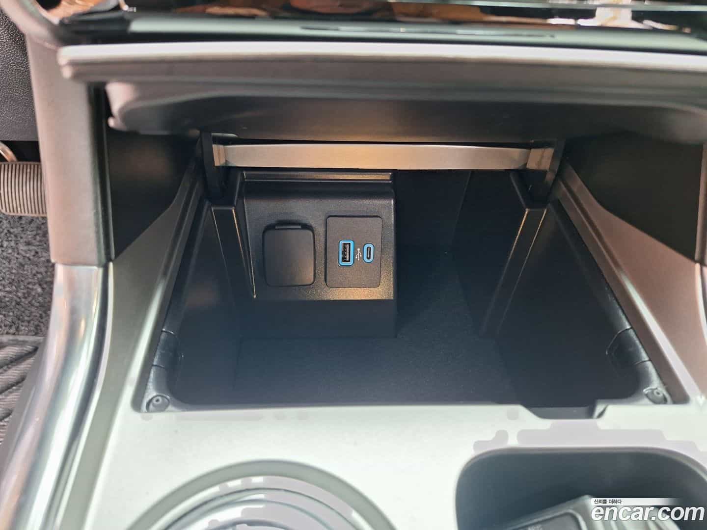 Explorer Ford 2021.1-OUTER-006