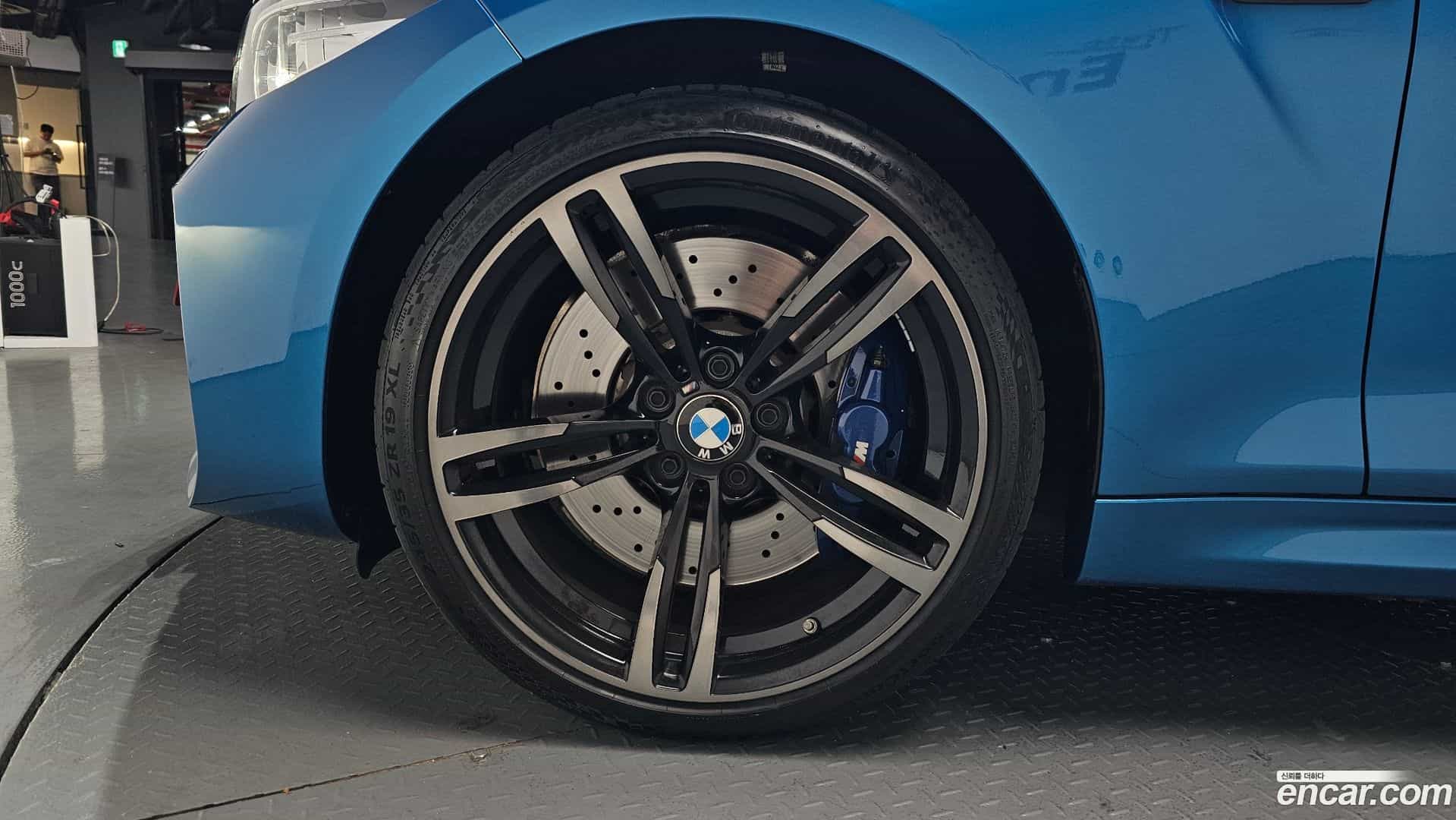 M2 BMW 2018.10-OUTER-005