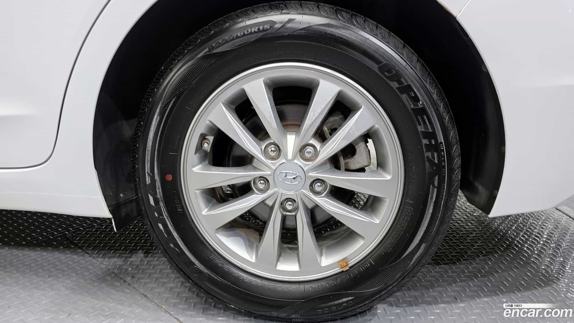 AVANTE Hyundai 2019.8-OUTER-031
