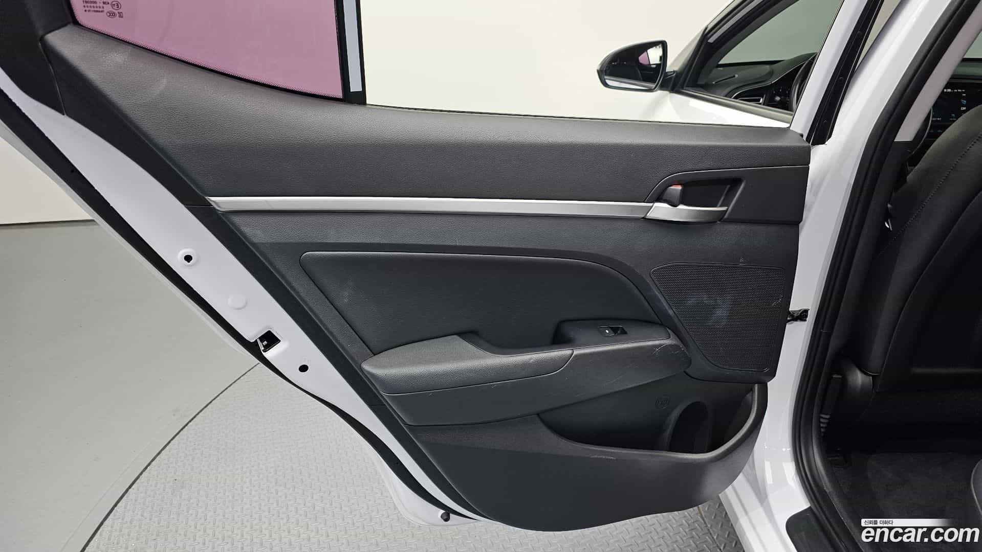 AVANTE Hyundai 2019.8-INNER-035
