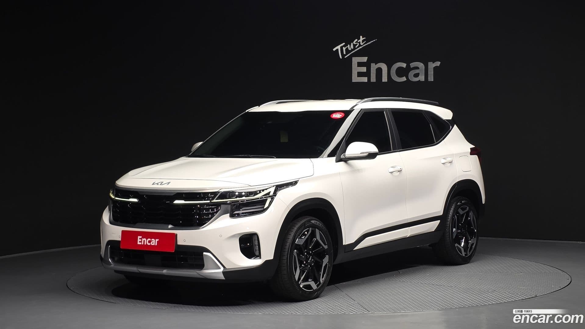 Main__Slider__Photo:Seltos Kia 2023.3-0