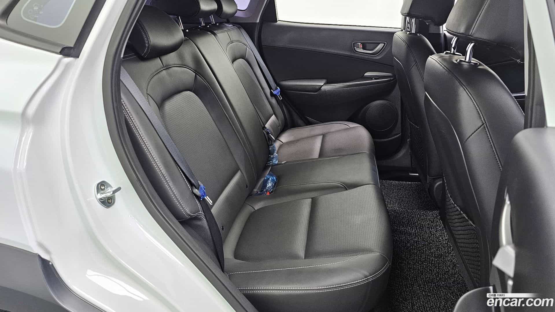 Kona Hyundai 2018.0-OPTION-015