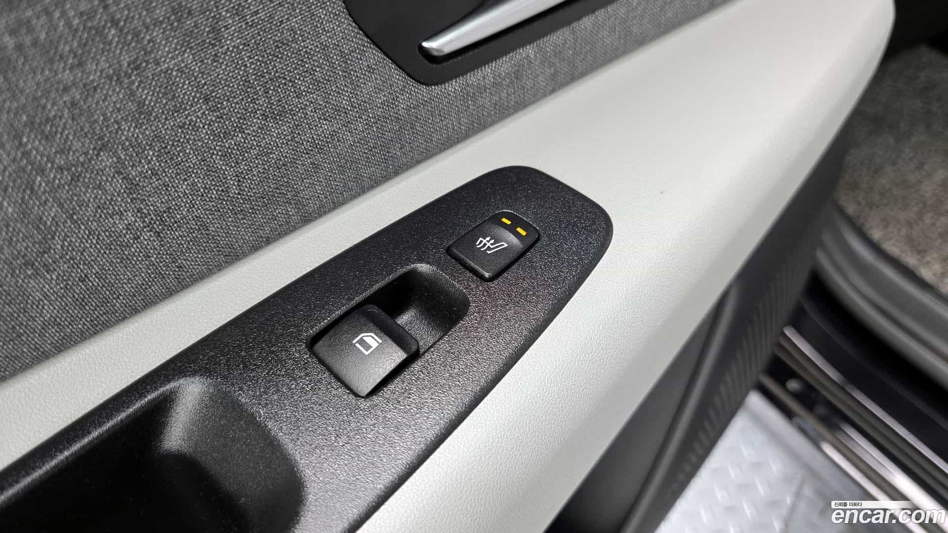 AVANTE Hyundai 2021.11-OPTION-023