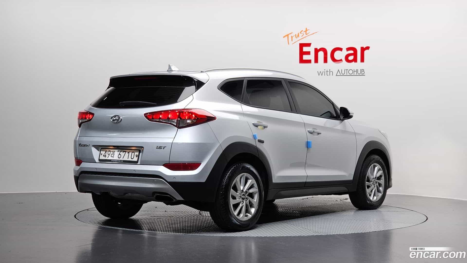 Tucson Hyundai 2017.8-OUTER-002