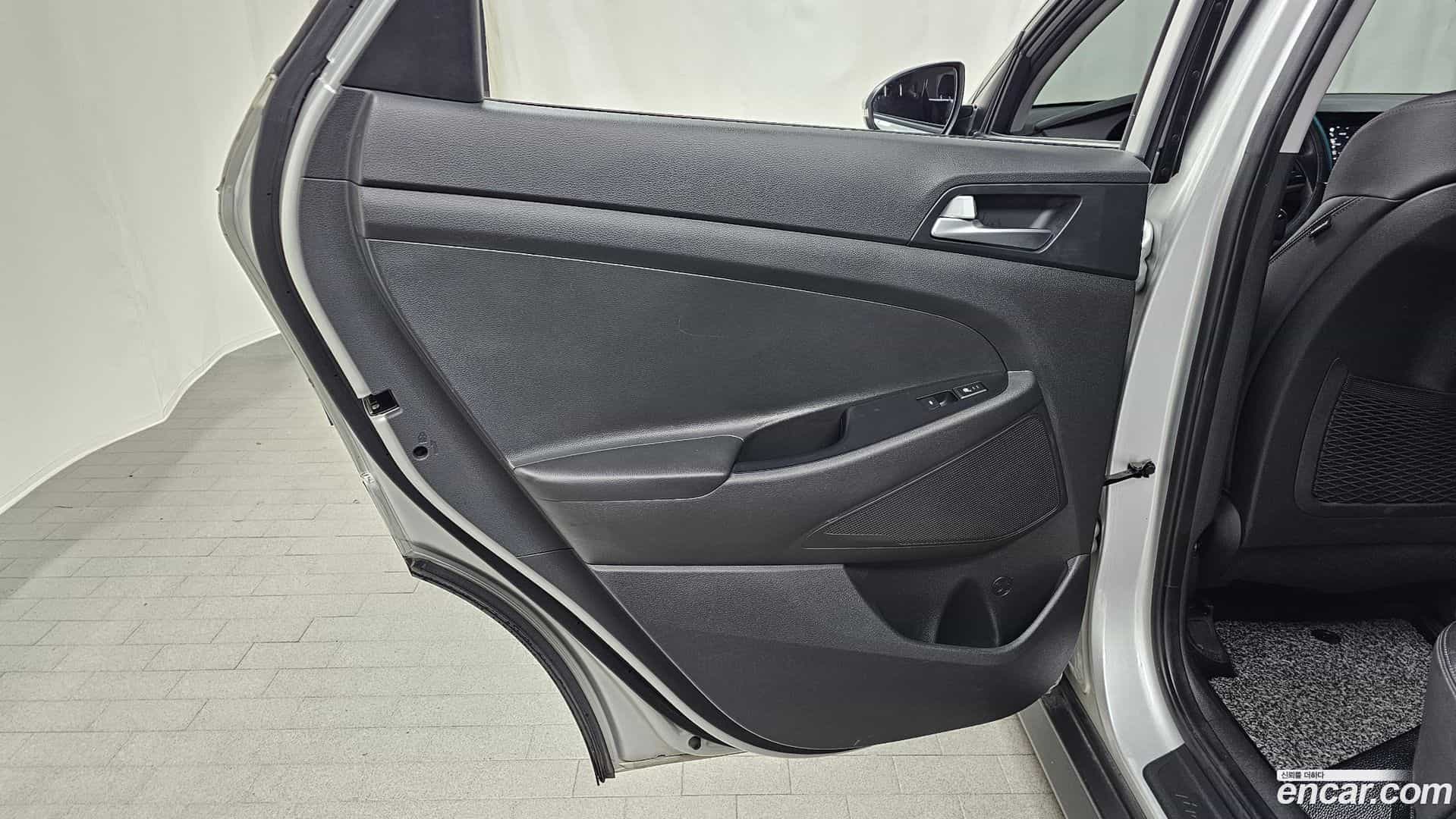 Tucson Hyundai 2017.8-INNER-035