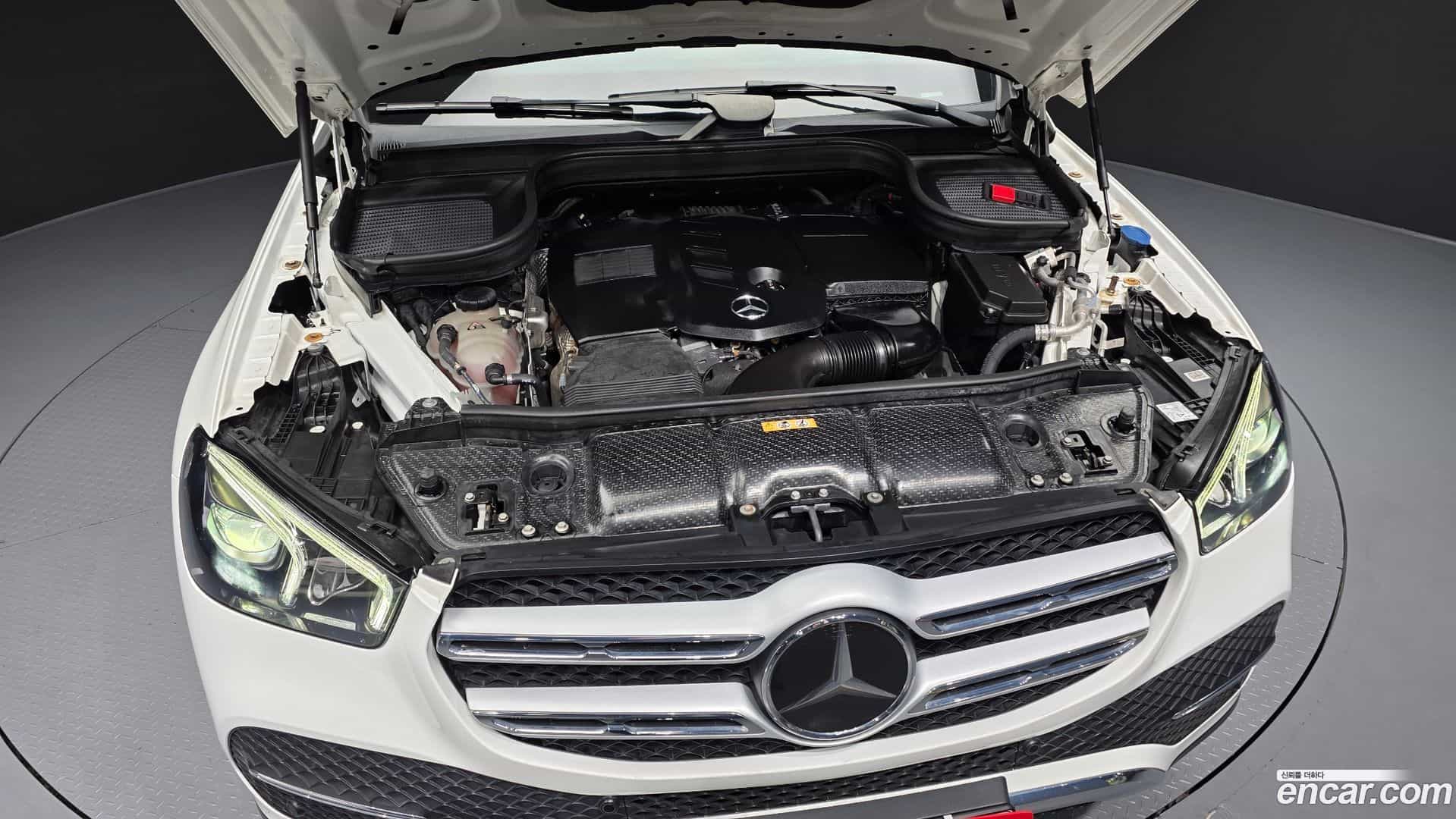 GLE-Class Mercedes-Benz 2021.1-OUTER-006