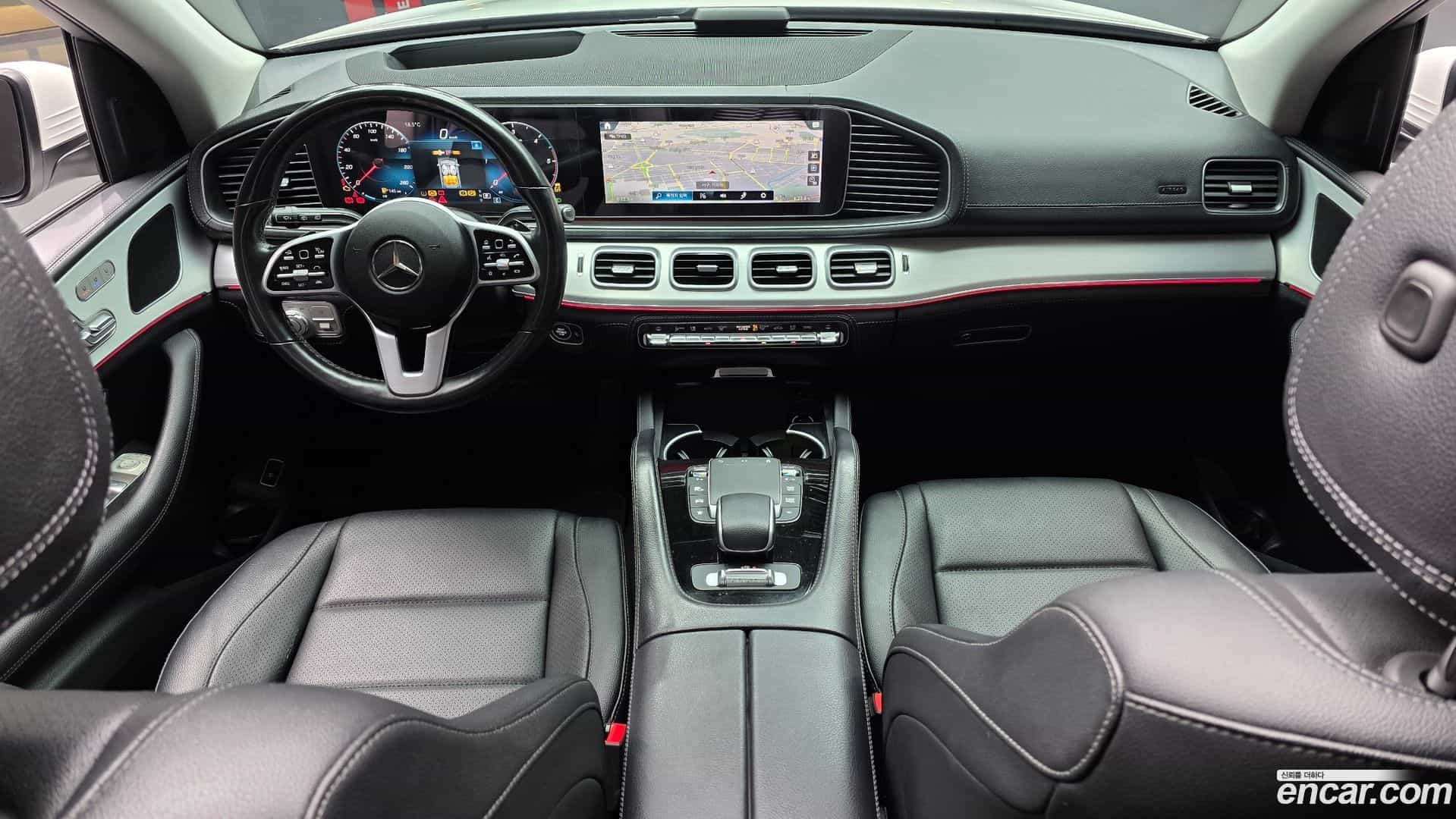 GLE-Class Mercedes-Benz 2021.1-INNER-007
