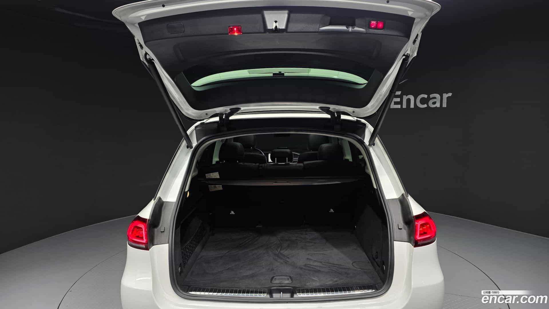 GLE-Class Mercedes-Benz 2021.1-OPTION-024