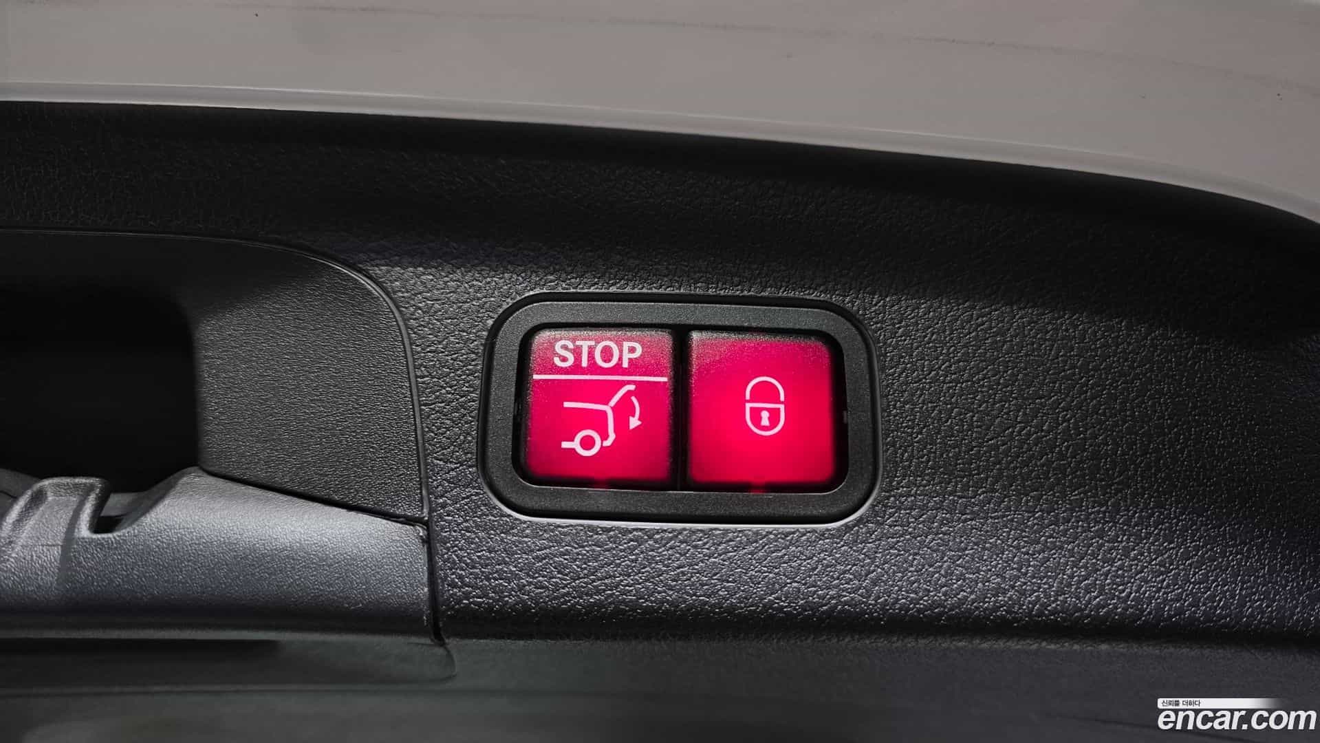 GLE-Class Mercedes-Benz 2021.1-OPTION-042