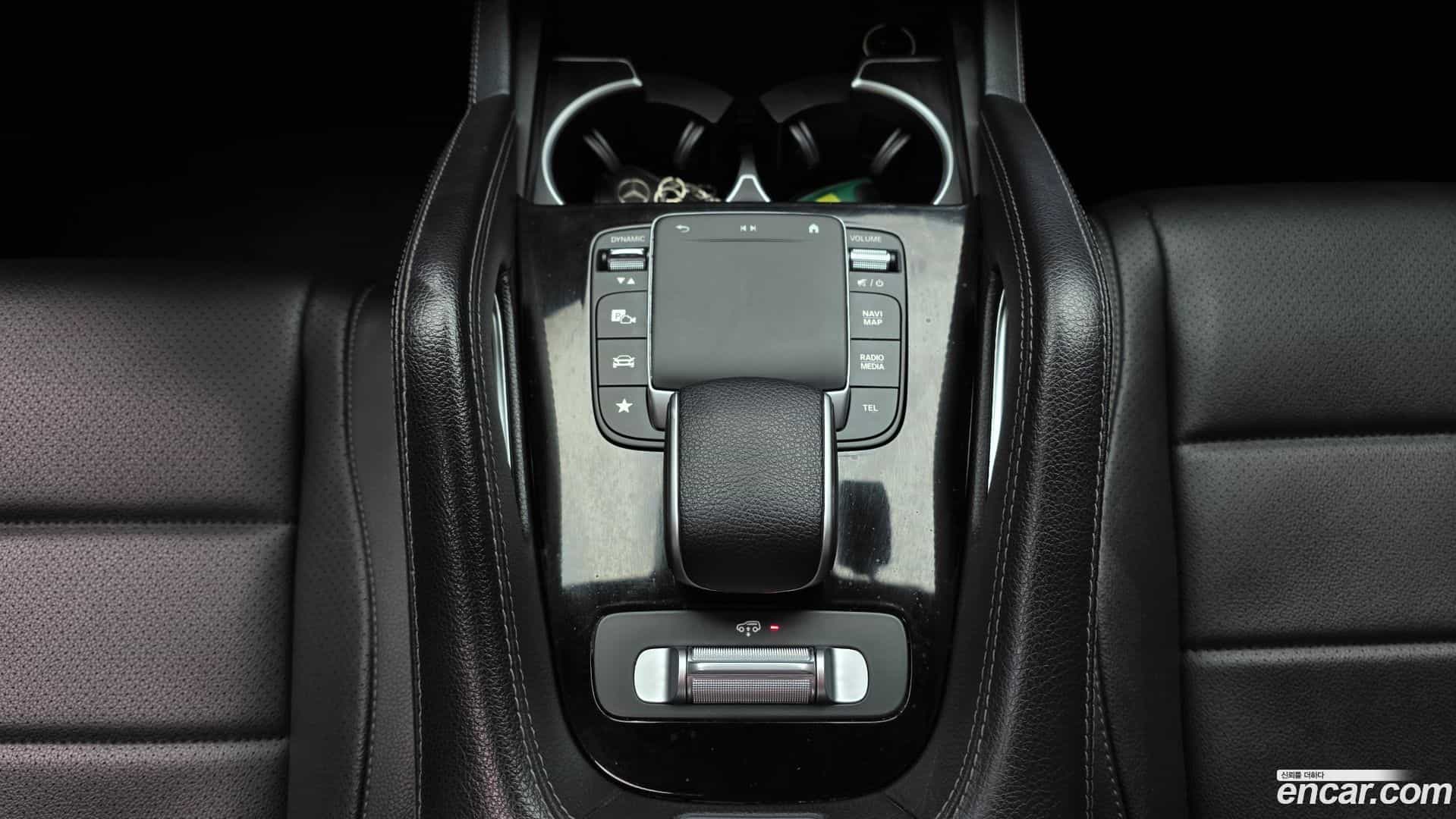 GLE-Class Mercedes-Benz 2021.1-OPTION-044