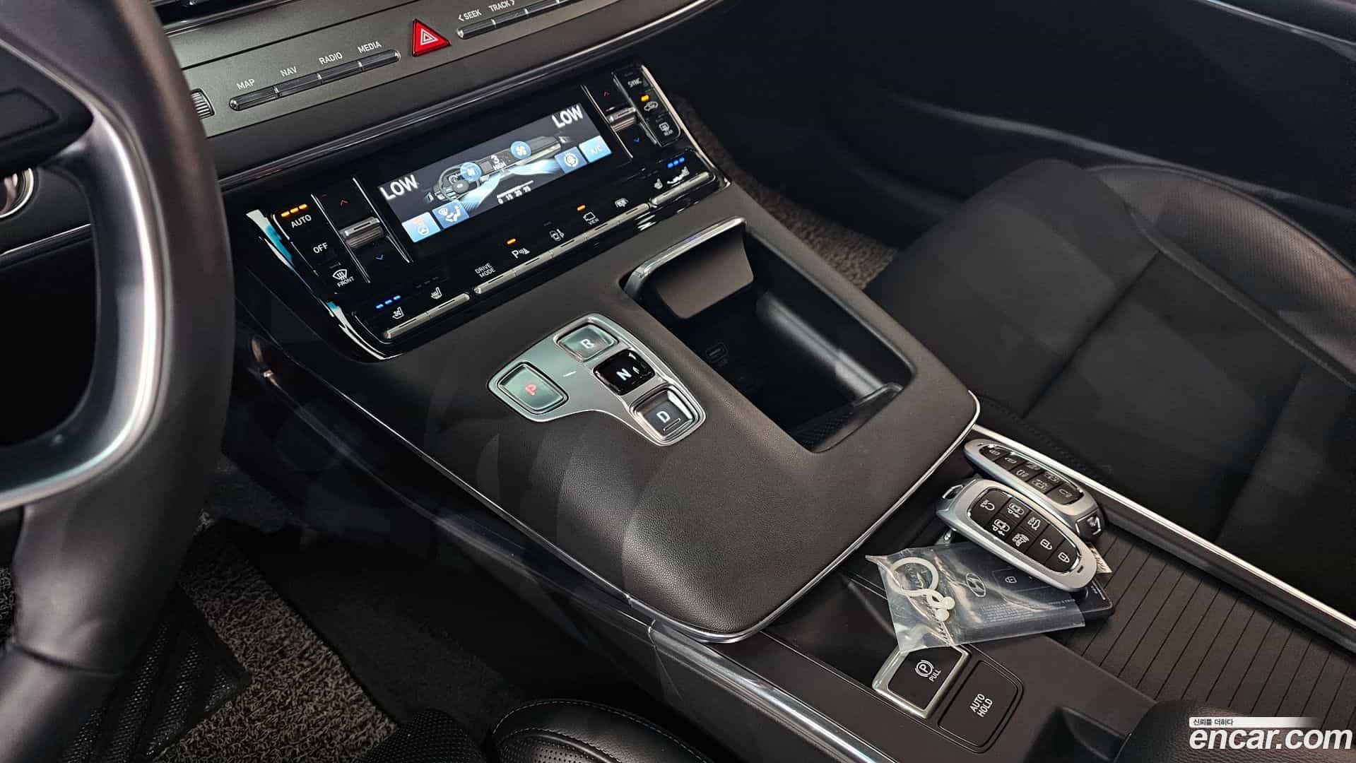 Grandeur Hyundai 2021.4-INNER-009