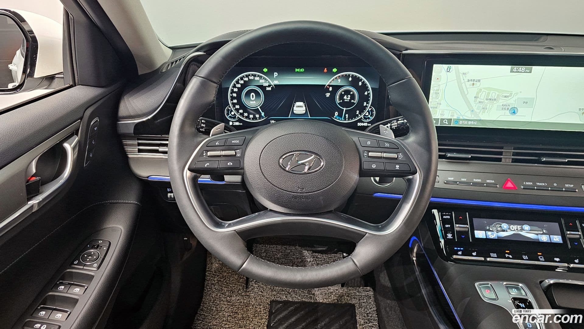 Main__Slider__Photo:Grandeur Hyundai 2021.4-12