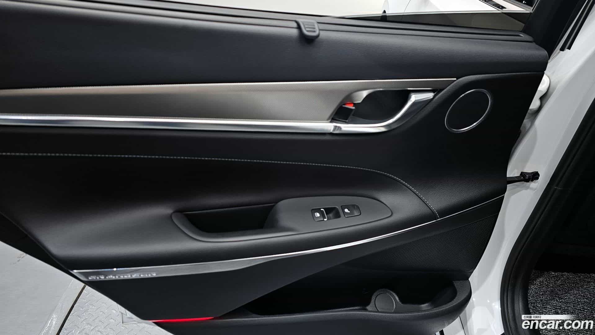 Grandeur Hyundai 2021.4-OPTION-045