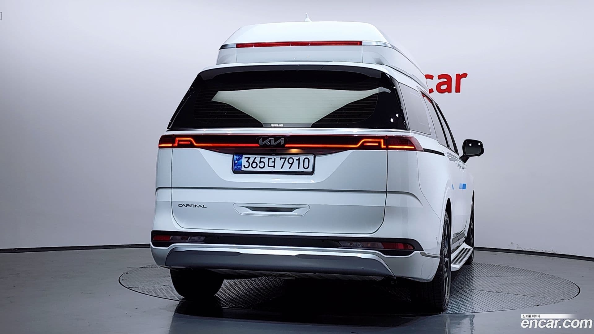 Main__Slider__Photo:Canival Kia 2022.6-3