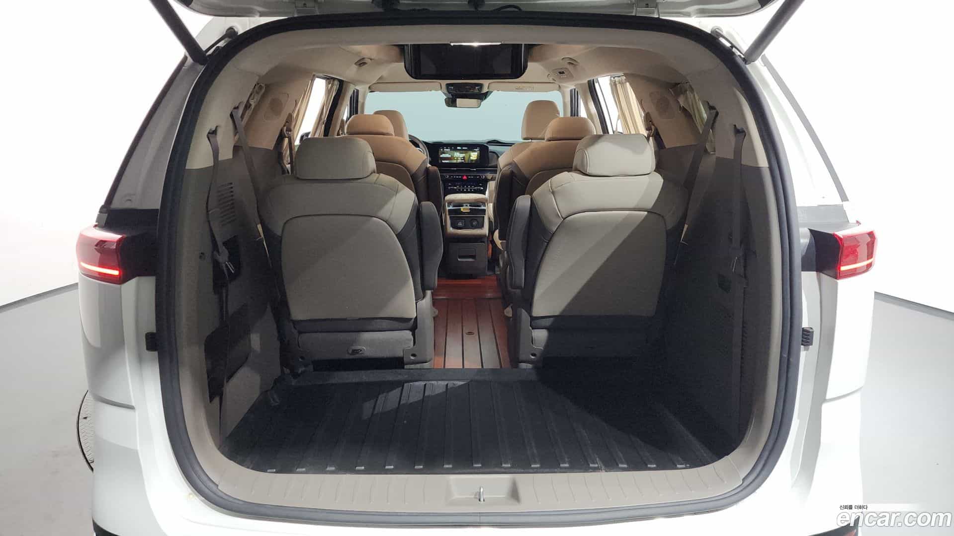 Canival Kia 2022.6-OPTION-024