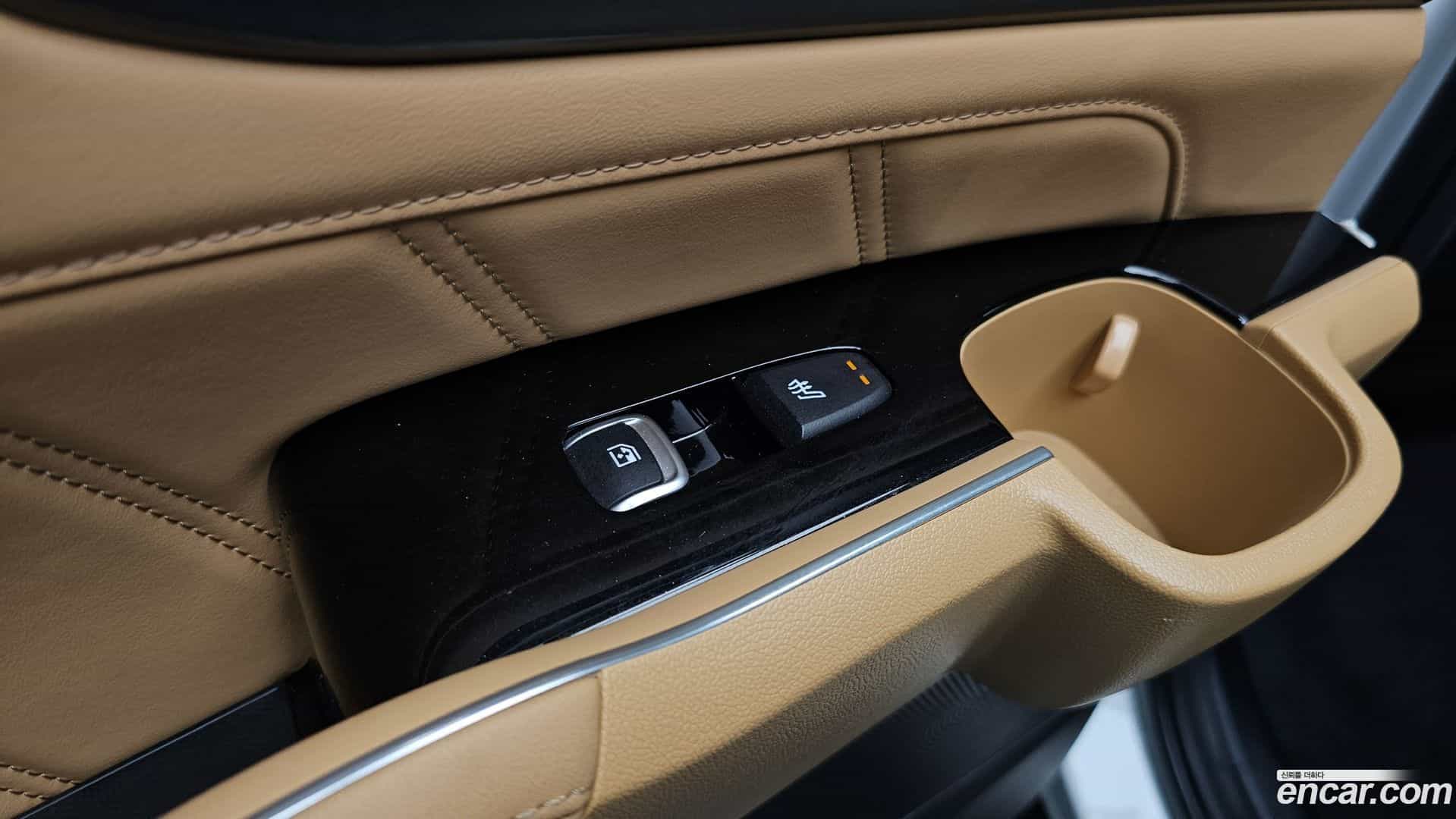Sorento Kia 2022.6-OPTION-023