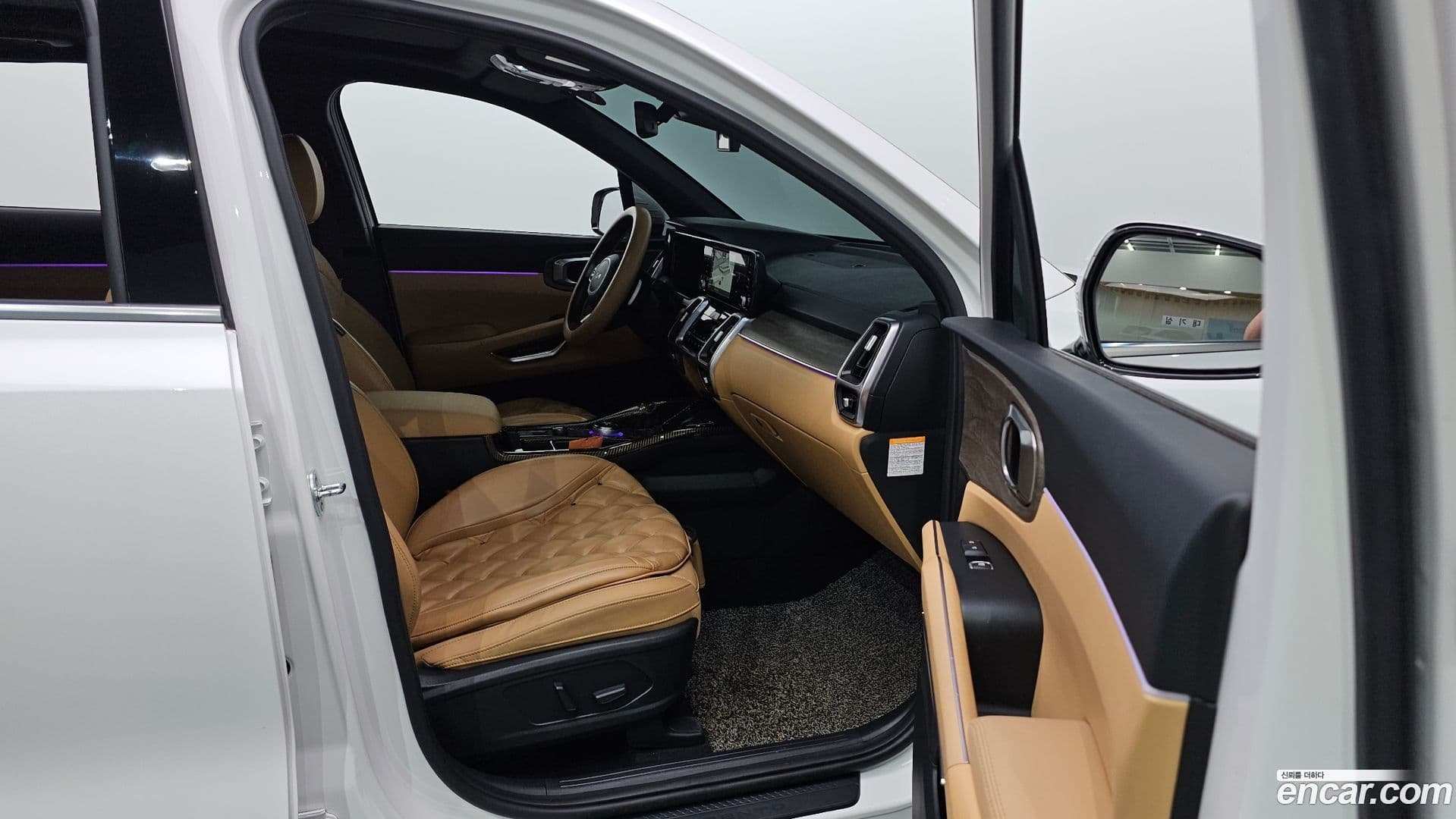 Main__Slider__Photo:Sorento Kia 2022.3-17
