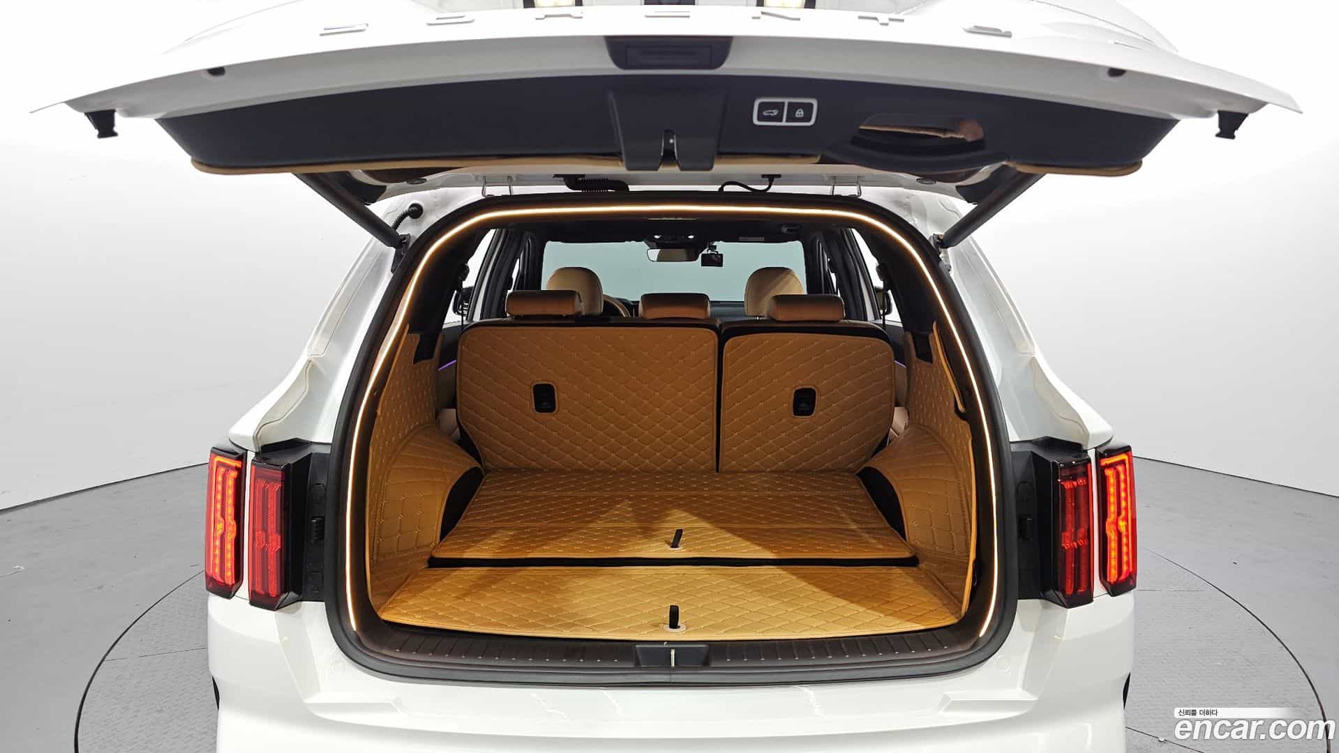 Sorento Kia 2022.3-OPTION-024