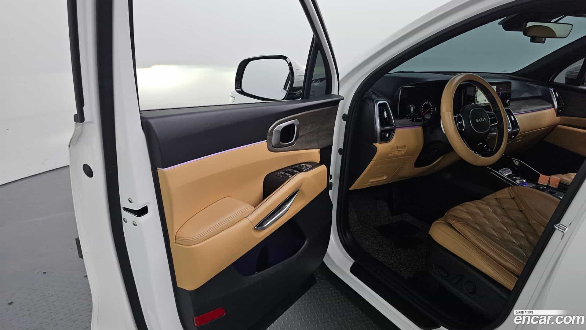 Sorento Kia 2022.3-INNER-034