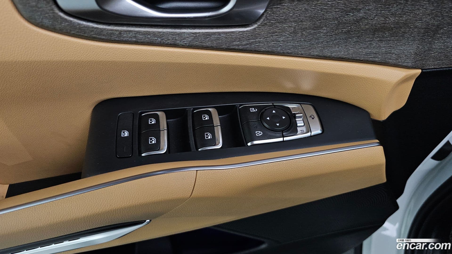 Main__Slider__Photo:Sorento Kia 2022.3-28