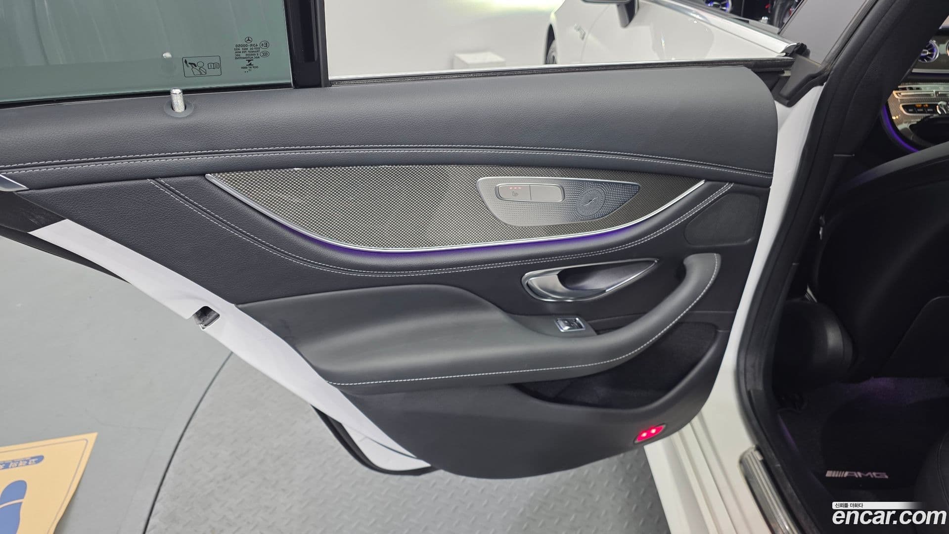 Main__Slider__Photo:CLS-Class Mercedes-Benz 2018.10-24