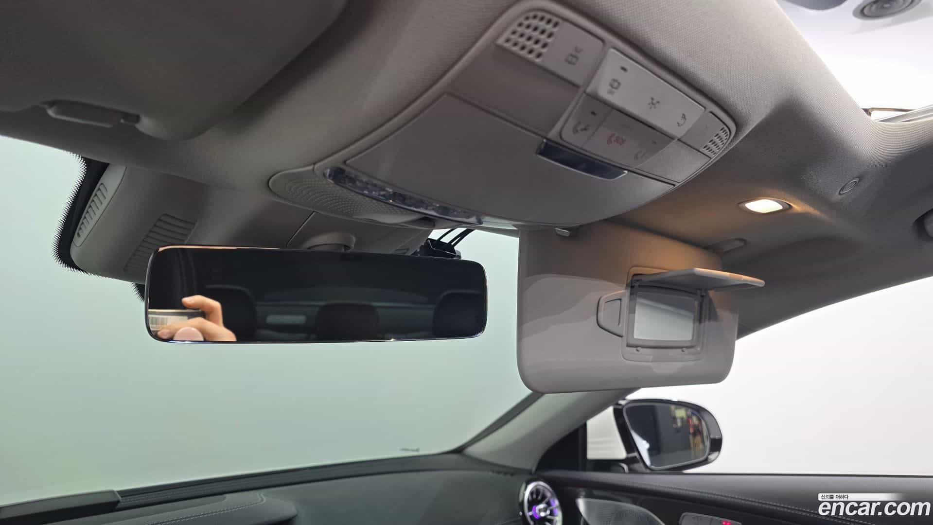 CLS-Class Mercedes-Benz 2018.10-OPTION-040