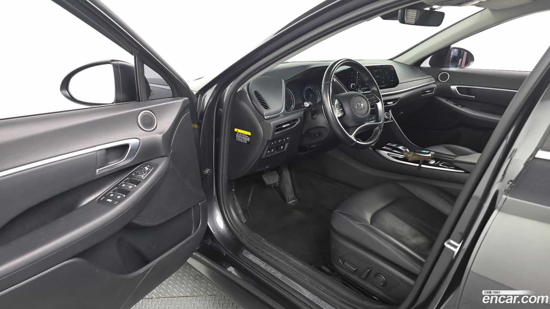 Sonata Hyundai 2019.11-INNER-010