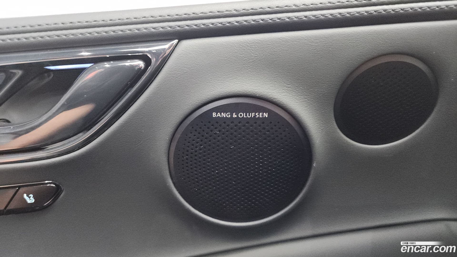 Main__Slider__Photo:GV80 Genesis 2025.5-27