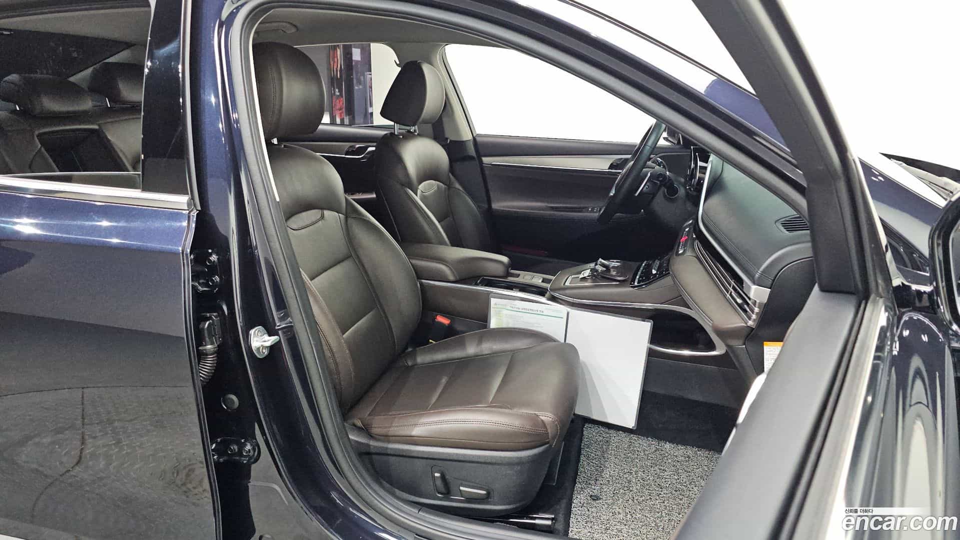 Grandeur Hyundai 2020.4-OPTION-016