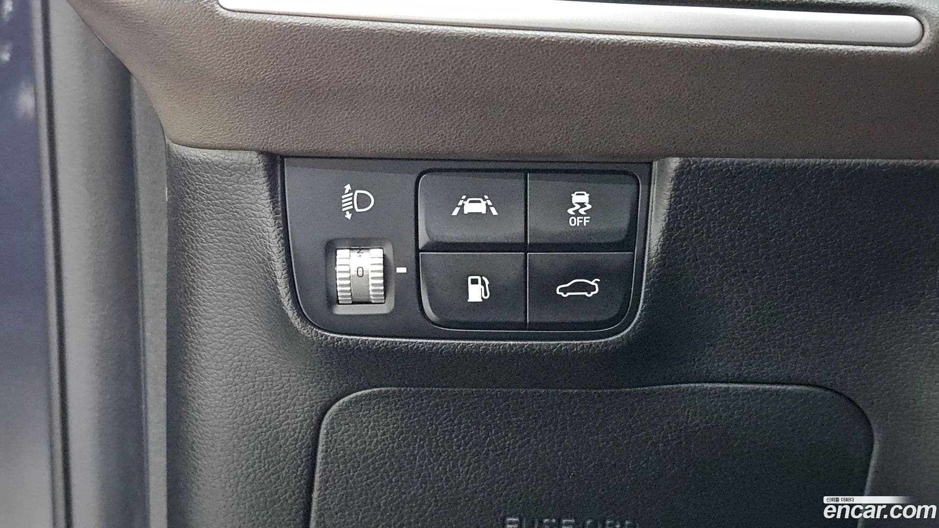 Main__Slider__Photo:Grandeur Hyundai 2020.4-13